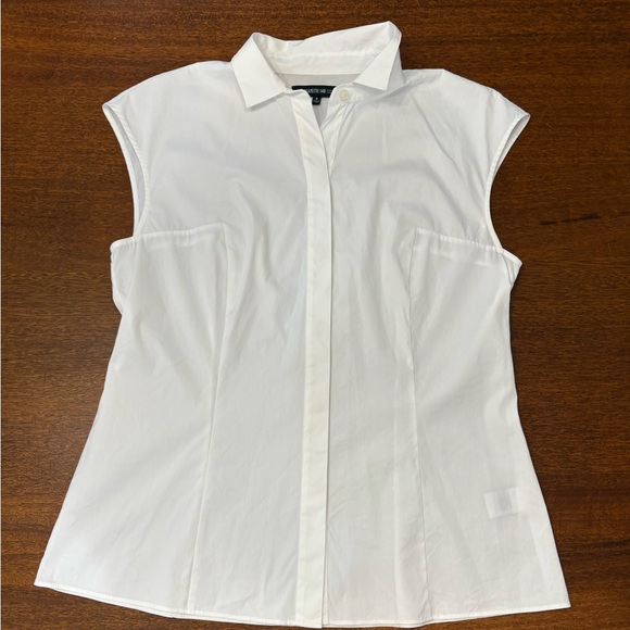 White Sleeveless Women's Top - Picture 8 of 8